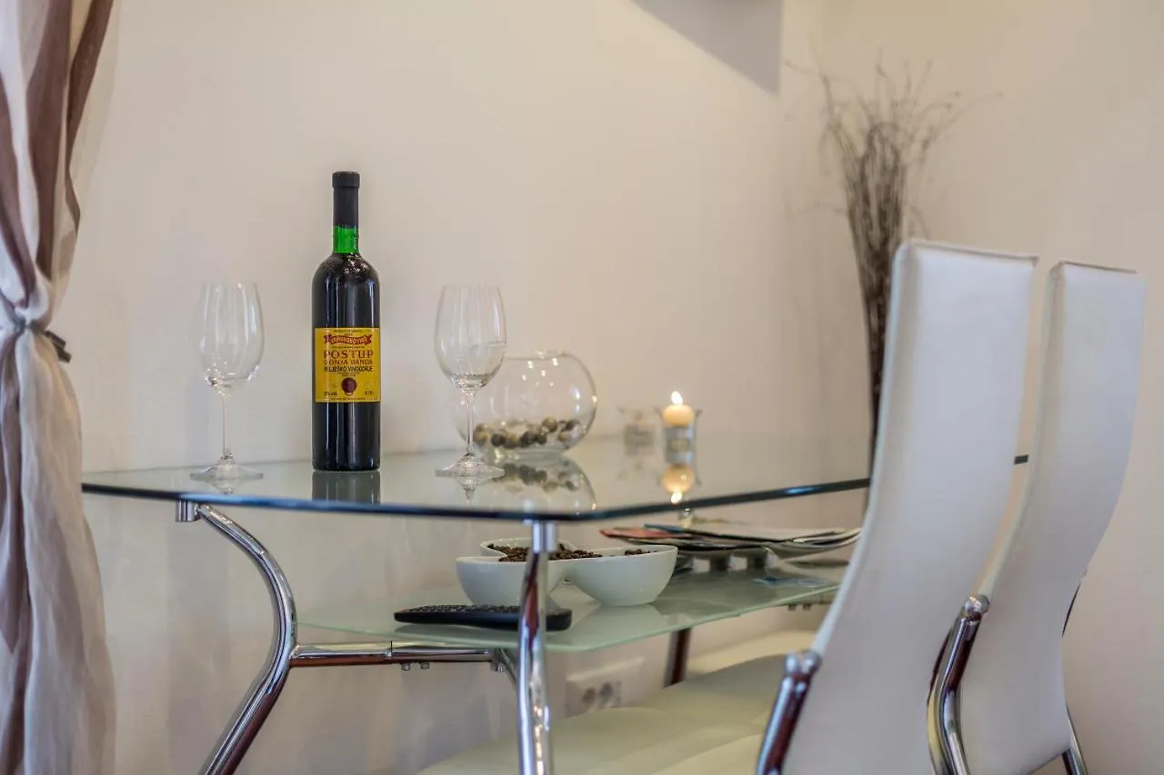 Tomadi Residence Split Apartment