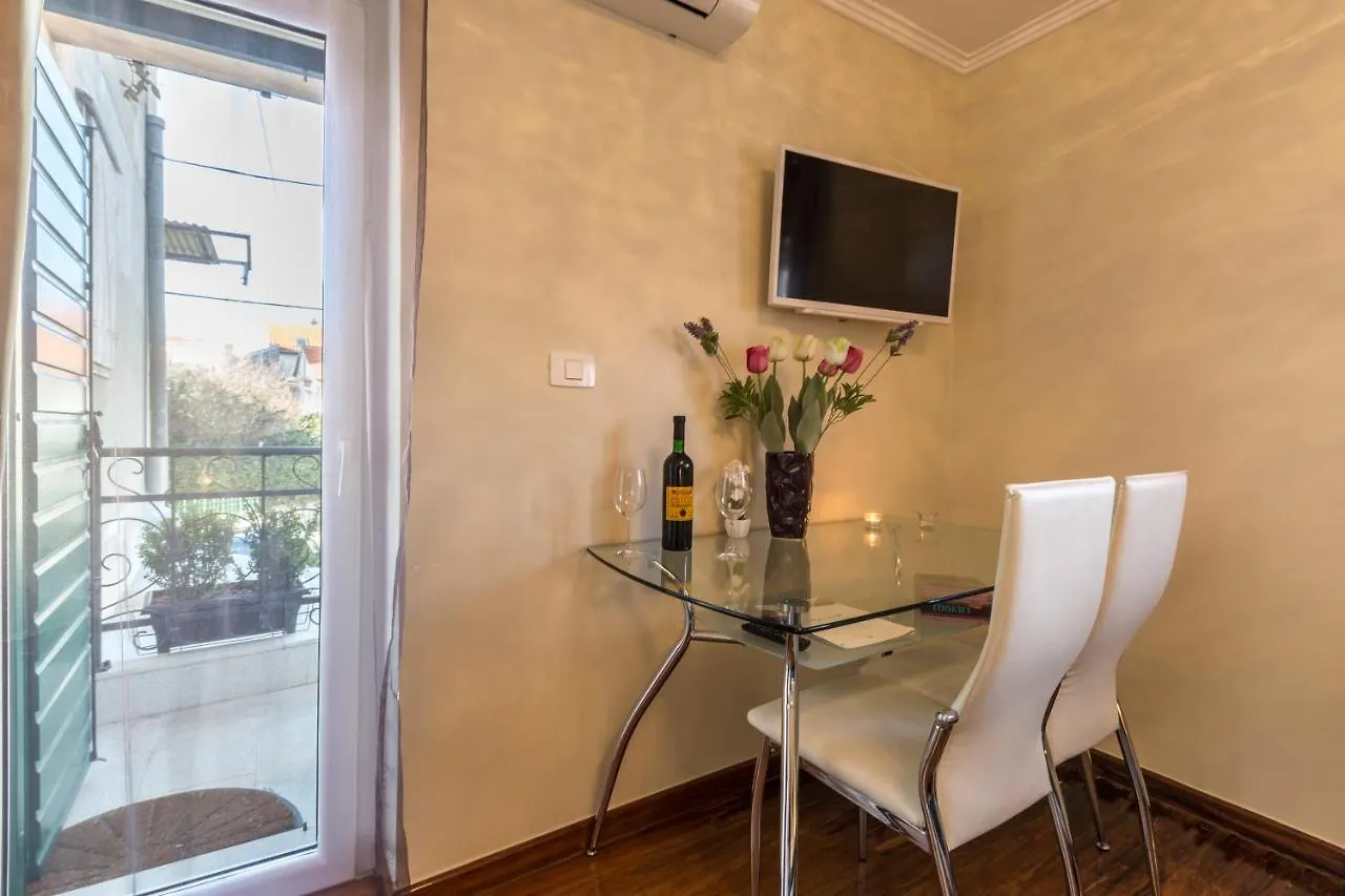 Tomadi Residence Split 0*,