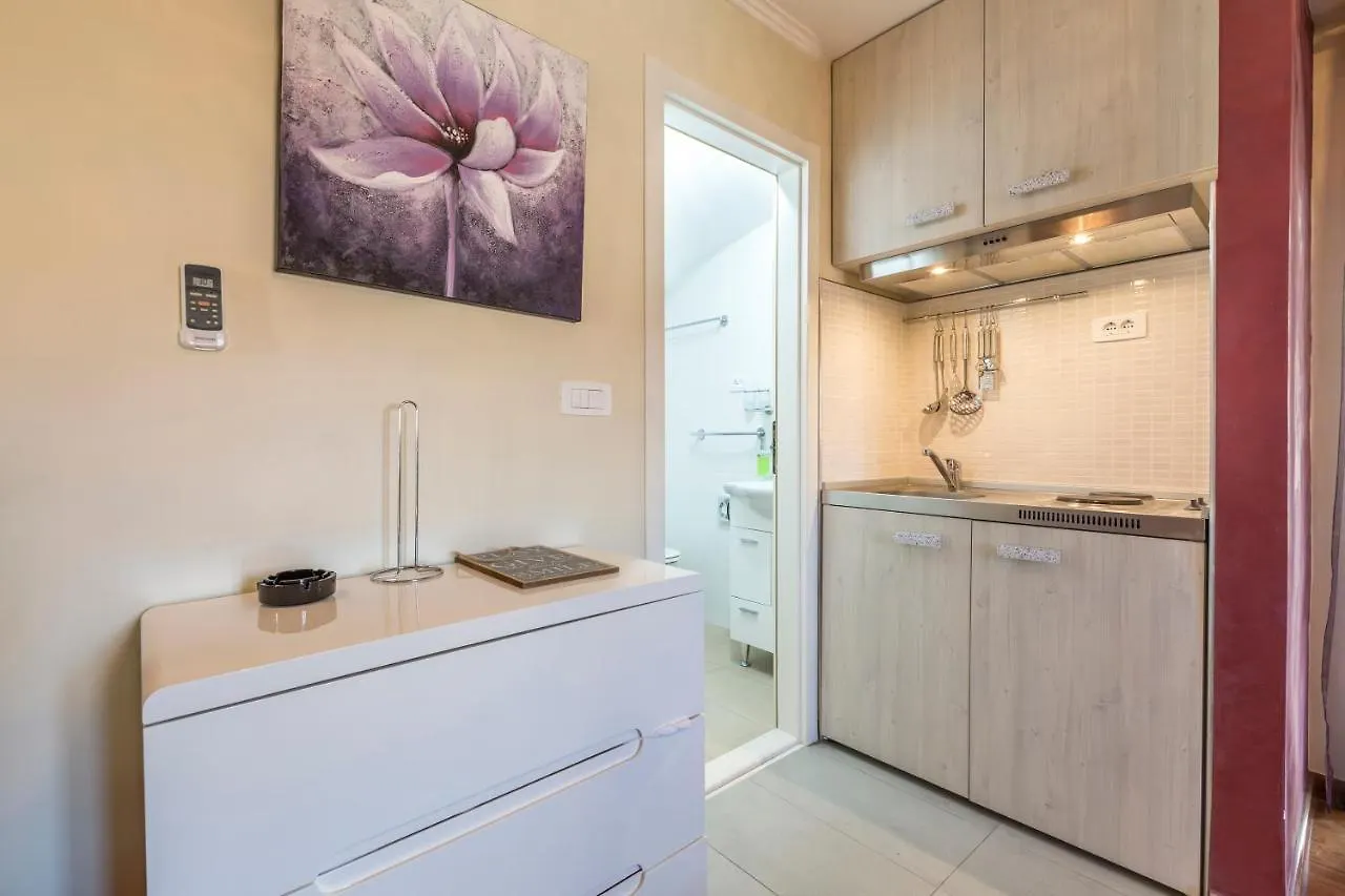 Tomadi Residence Split 0*,  Croacia
