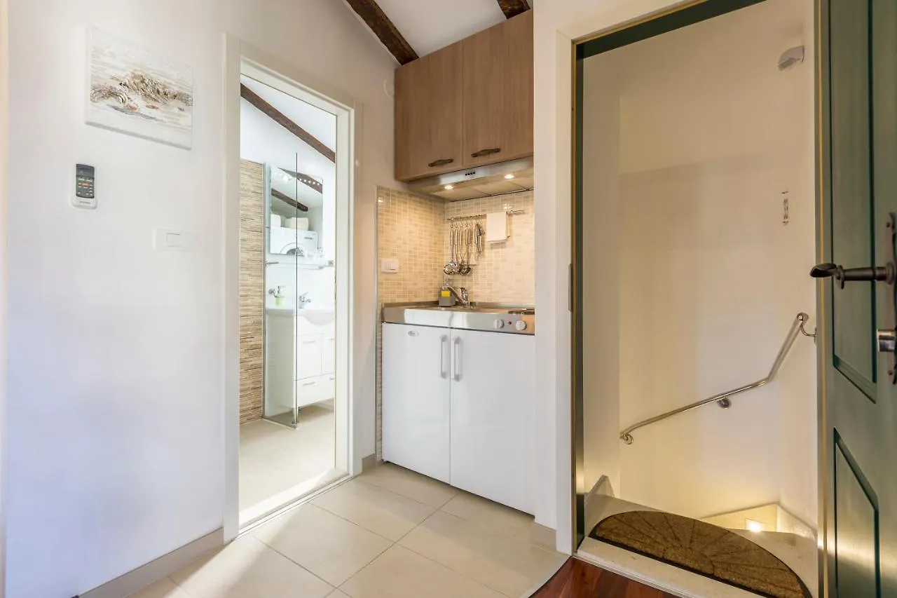 Tomadi Residence Split 0*,